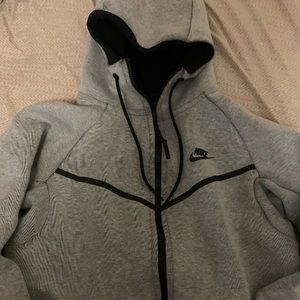 Men’s Nike Tech Fleece Hoodie, Size small